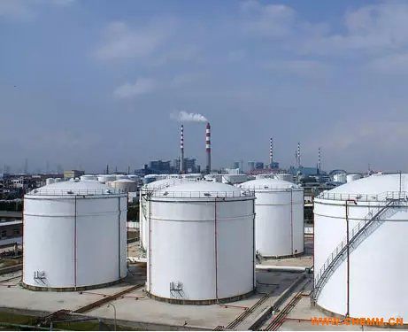 專業(yè)安裝各式油罐,化工罐,儲罐,水罐 化工機械網(wǎng)